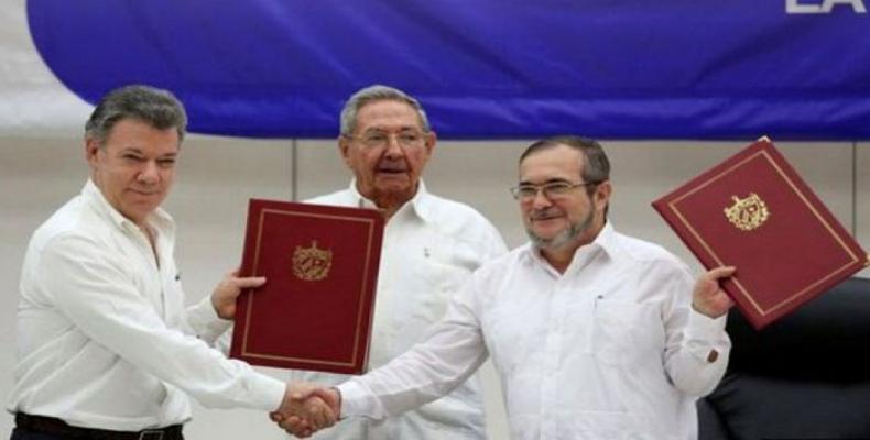 Ante el acuerdo de cese al fuego bilateral y definitivo entre el gobierno colombiano y las FARC-EP